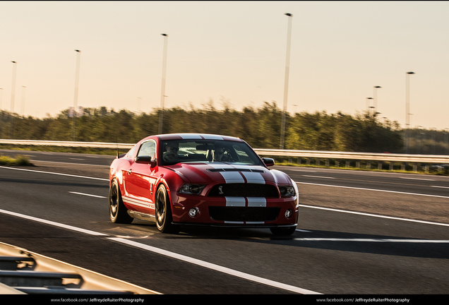 Ford Mustang Shelby GT500 2010