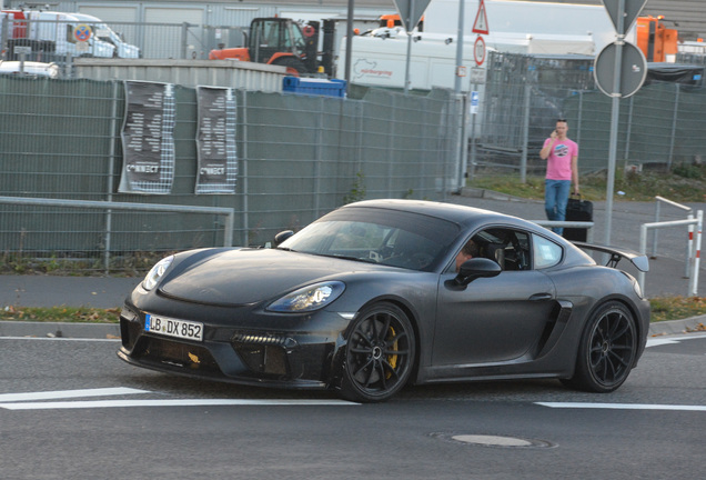 Porsche 718 Cayman GT4