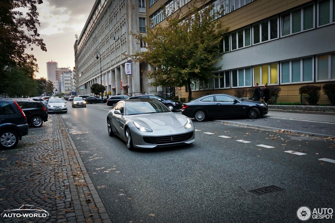 Ferrari GTC4Lusso