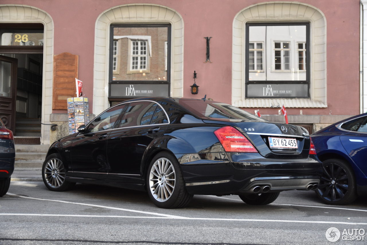 Mercedes-Benz S 63 AMG W221