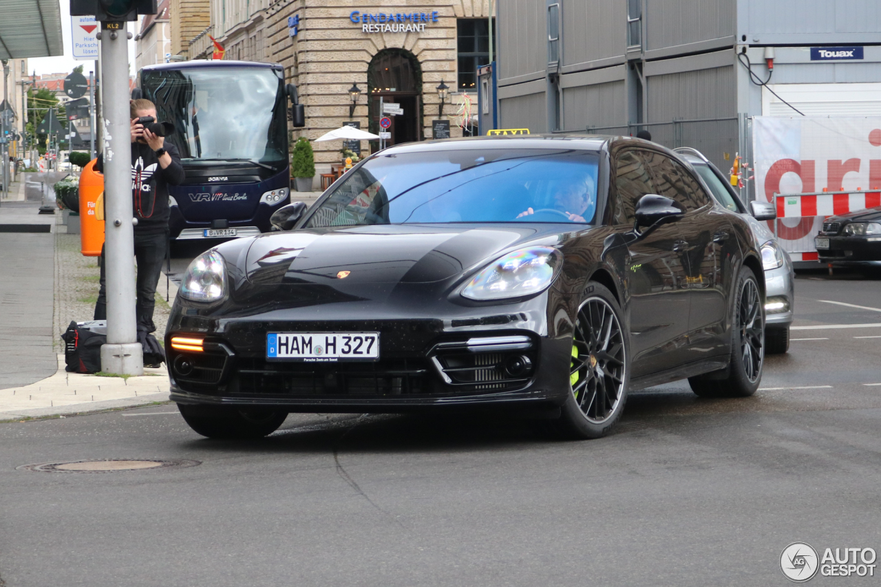 Porsche 971 Panamera Turbo S E-Hybrid Sport Turismo