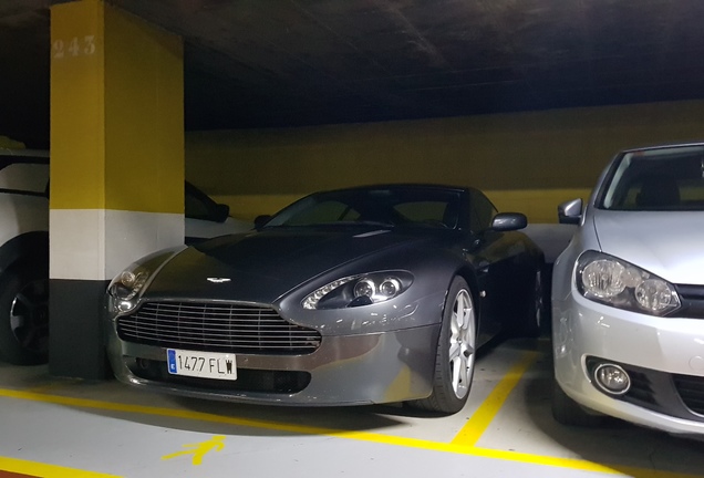 Aston Martin V8 Vantage