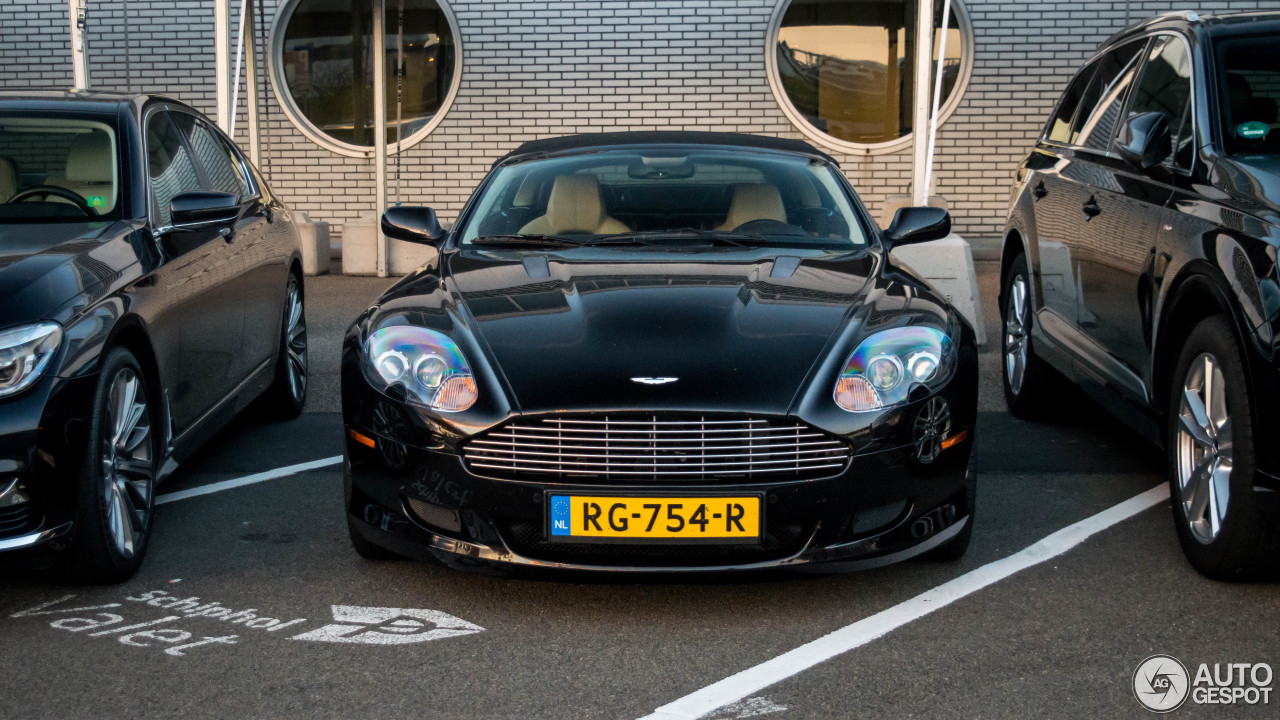 Aston Martin DB9 Volante