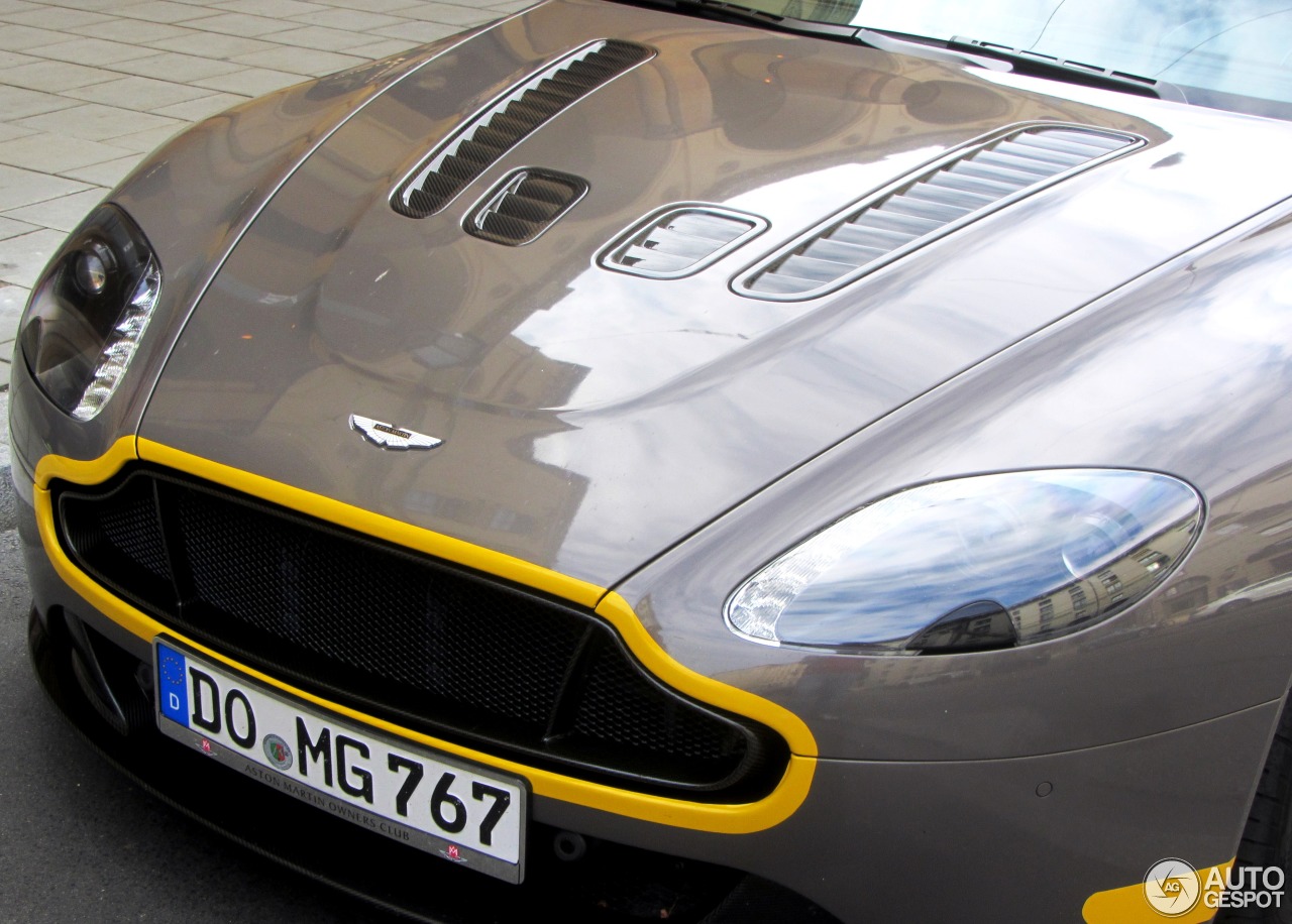 Aston Martin V12 Vantage S