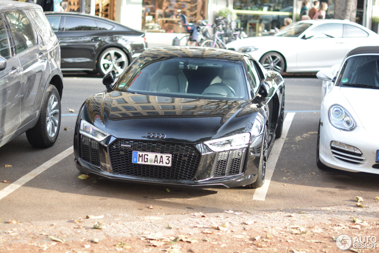 Audi R8 V10 2015