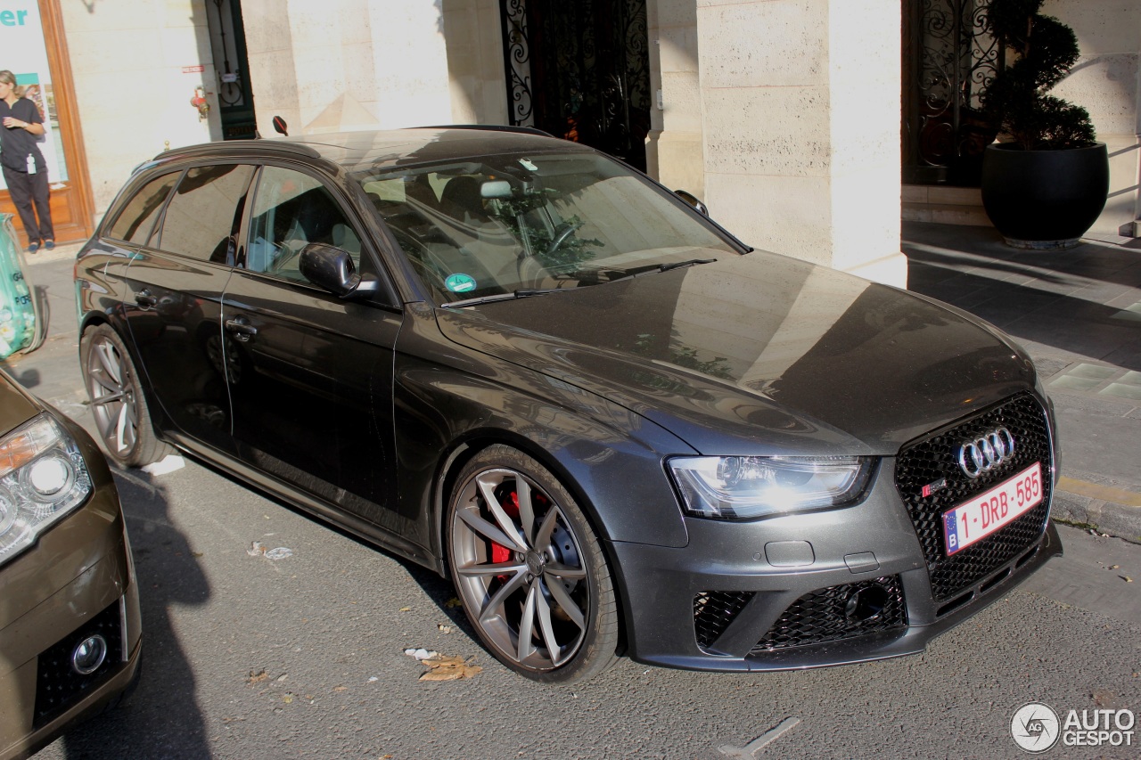 Audi RS4 Avant B8