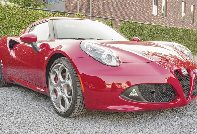 Alfa Romeo 4C Coupé