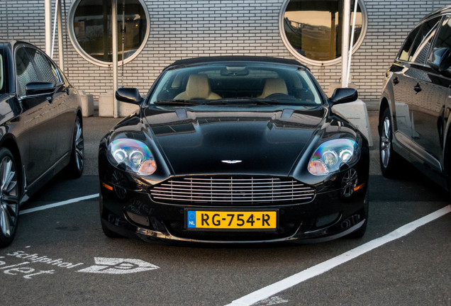 Aston Martin DB9 Volante