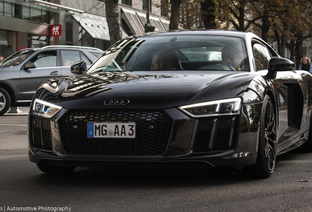 Audi R8 V10 2015