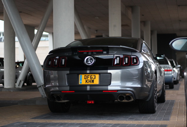 Ford Mustang Shelby GT500 2013