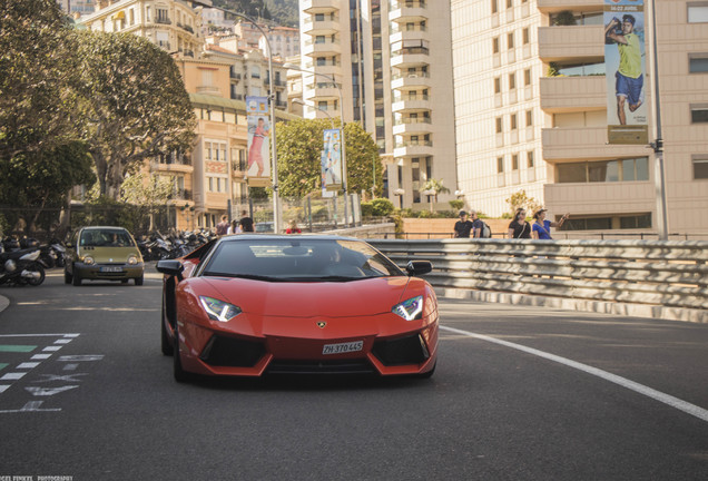 Lamborghini Aventador LP700-4