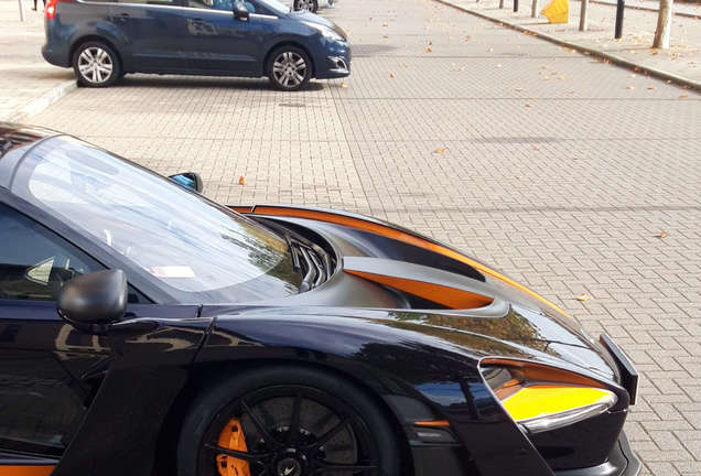 McLaren Senna