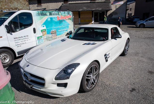 Mercedes-Benz SLS AMG