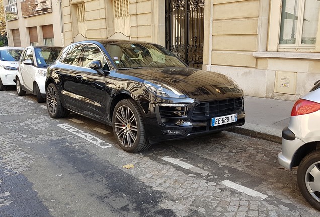 Porsche 95B Macan GTS