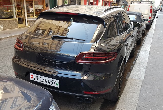 Porsche 95B Macan Turbo