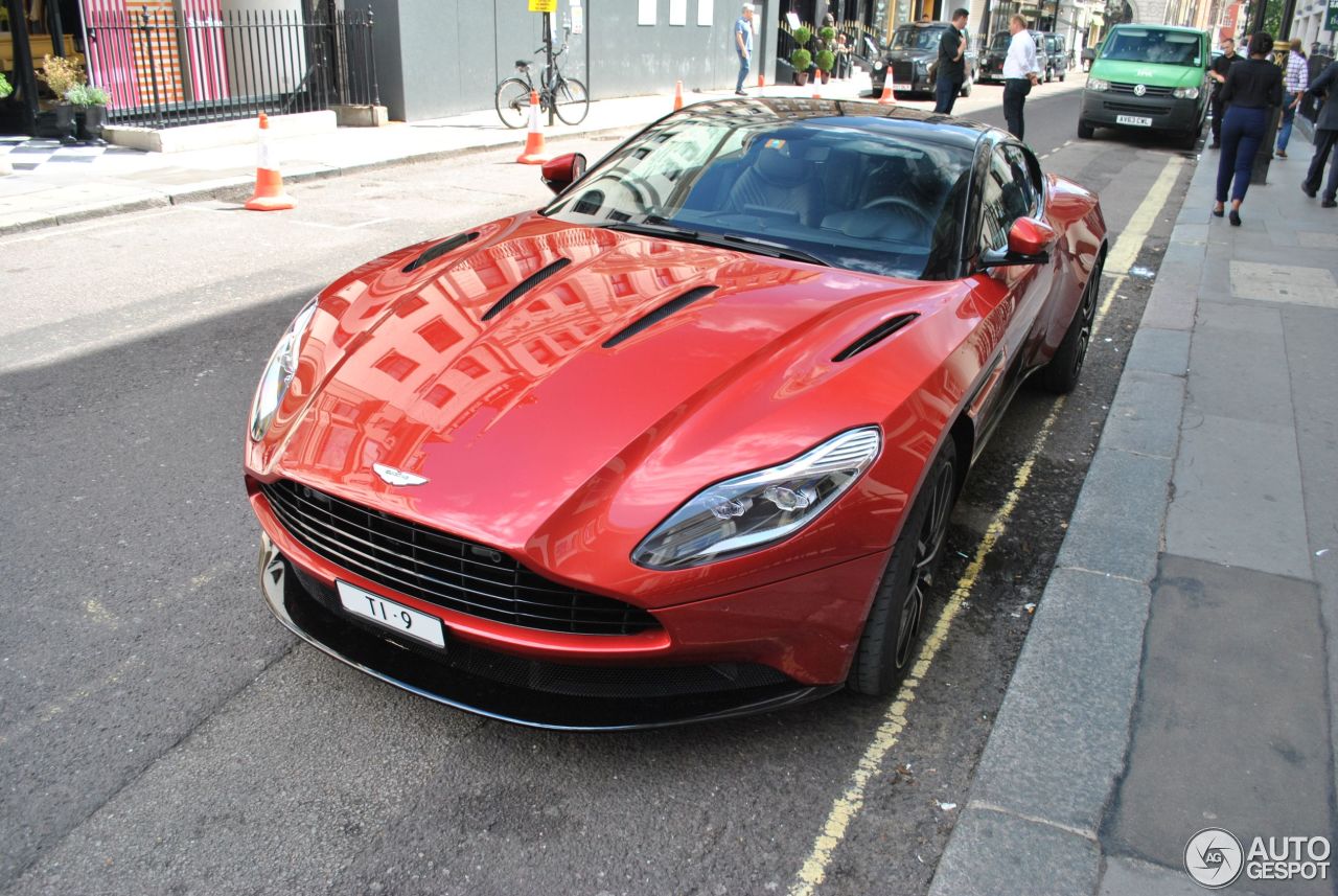 Aston Martin db11