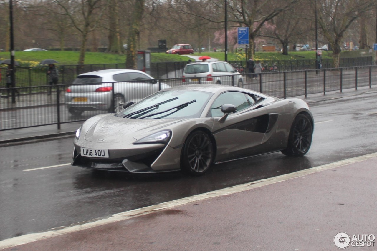 McLaren 570S