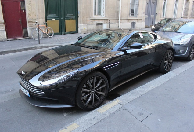 Aston Martin DB11 V8