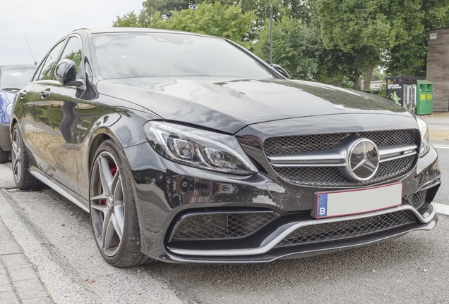 Mercedes-AMG C 63 S W205