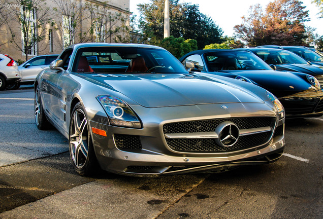 Mercedes-Benz SLS AMG