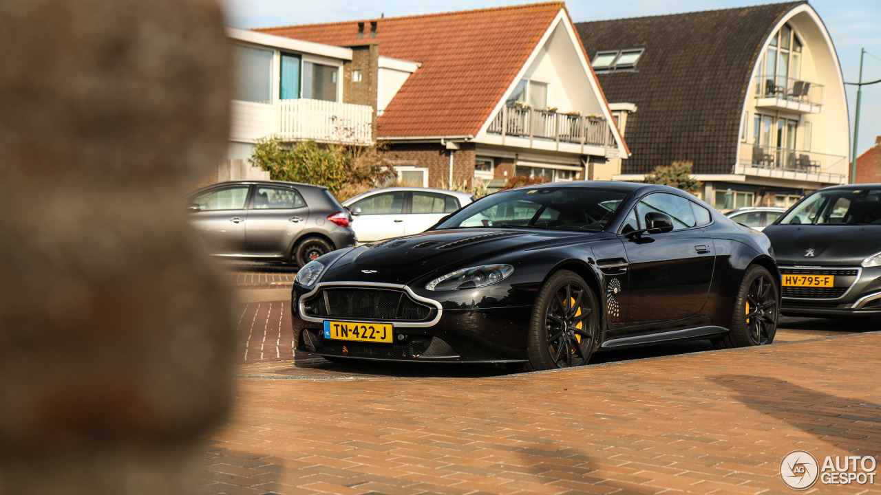 Aston Martin V12 Vantage S