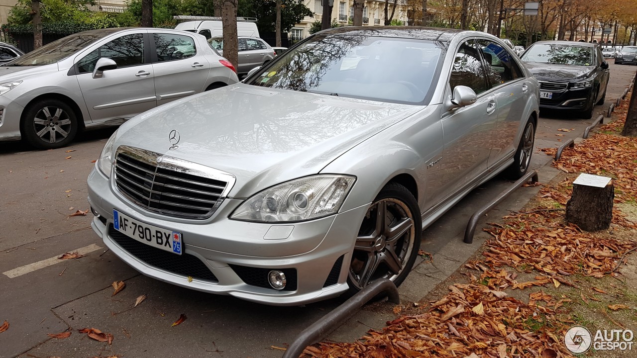 Mercedes-Benz S 65 AMG V221