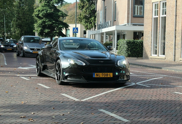 Aston Martin Vantage GT12