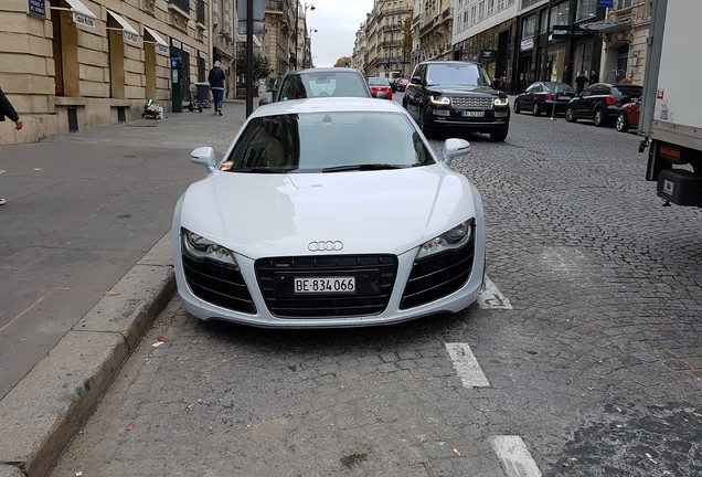 Audi R8 V10