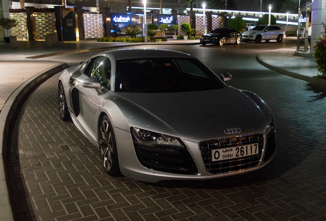 Audi R8 V10