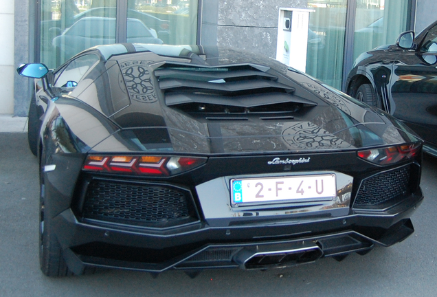 Lamborghini Aventador LP700-4