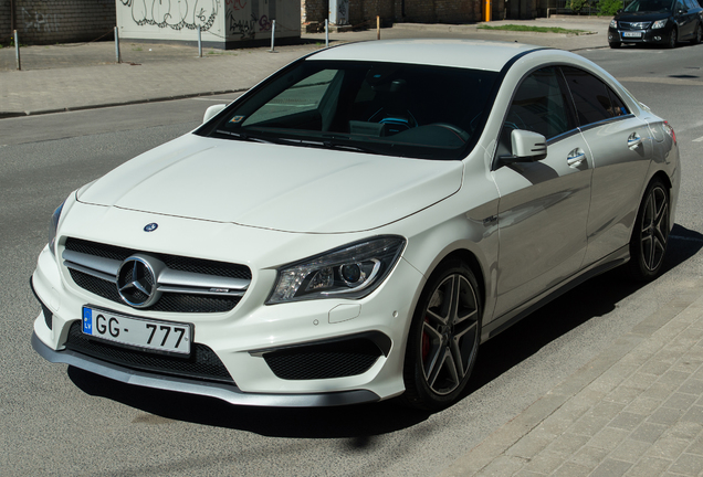 Mercedes-AMG CLA 45 C117