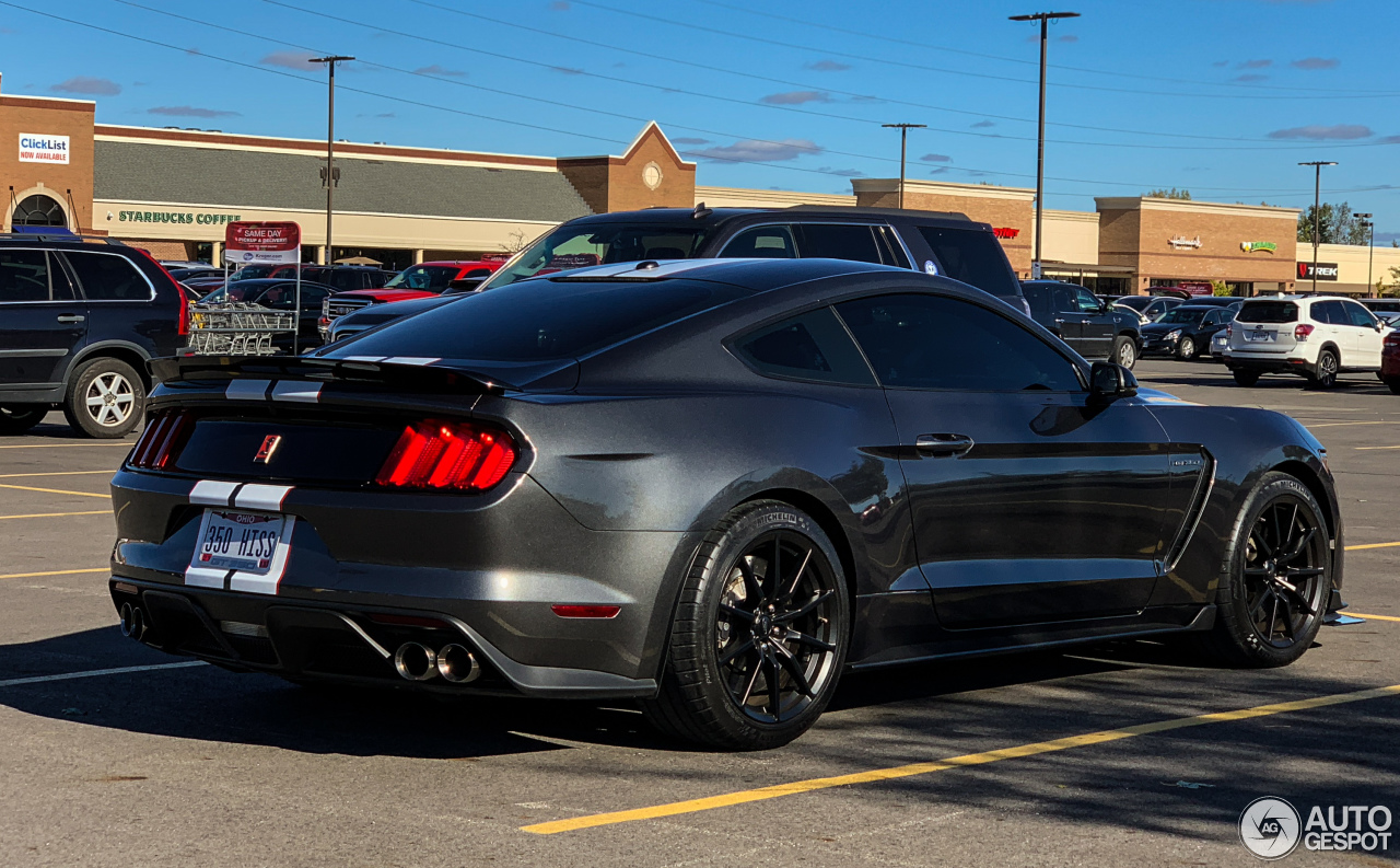 Ford Mustang Shelby GT350 2015