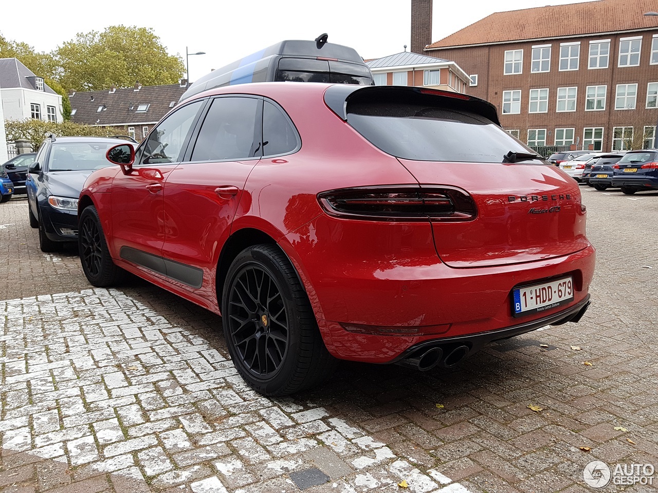 Porsche 95B Macan GTS