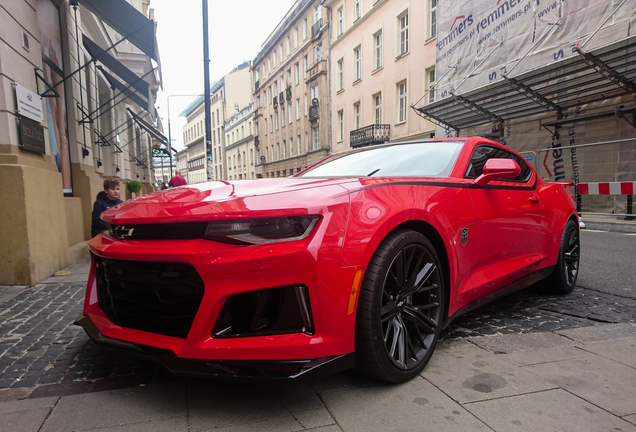 Chevrolet Camaro ZL1 2016