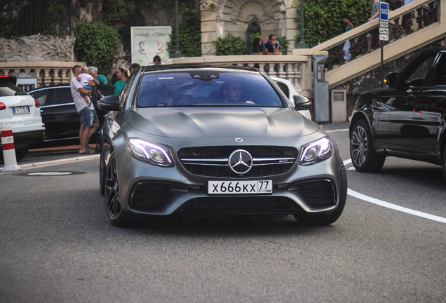 Mercedes-AMG E 63 S W213