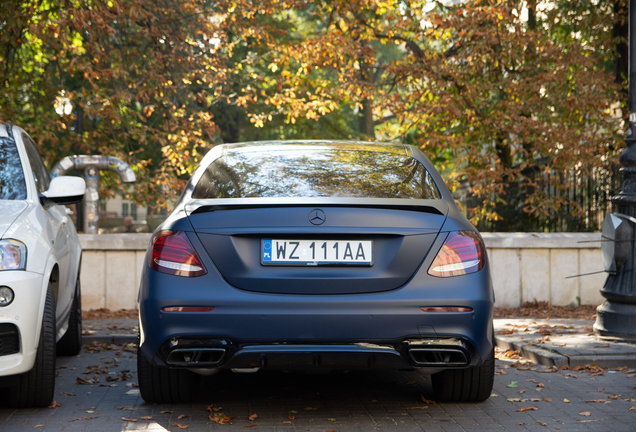 Mercedes-AMG E 63 S W213