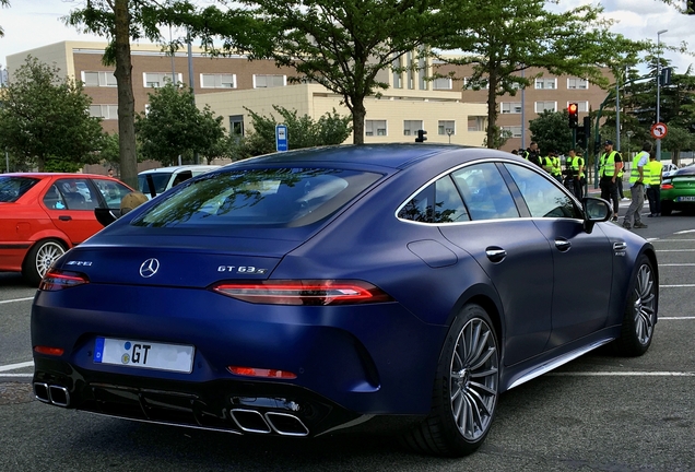 Mercedes-AMG GT 63 S X290