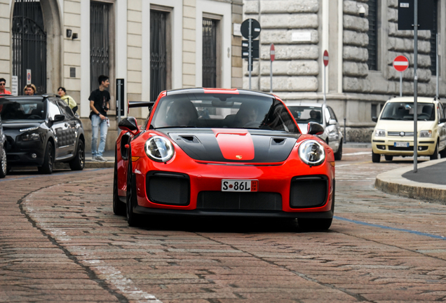 Porsche 991 GT2 RS Weissach Package