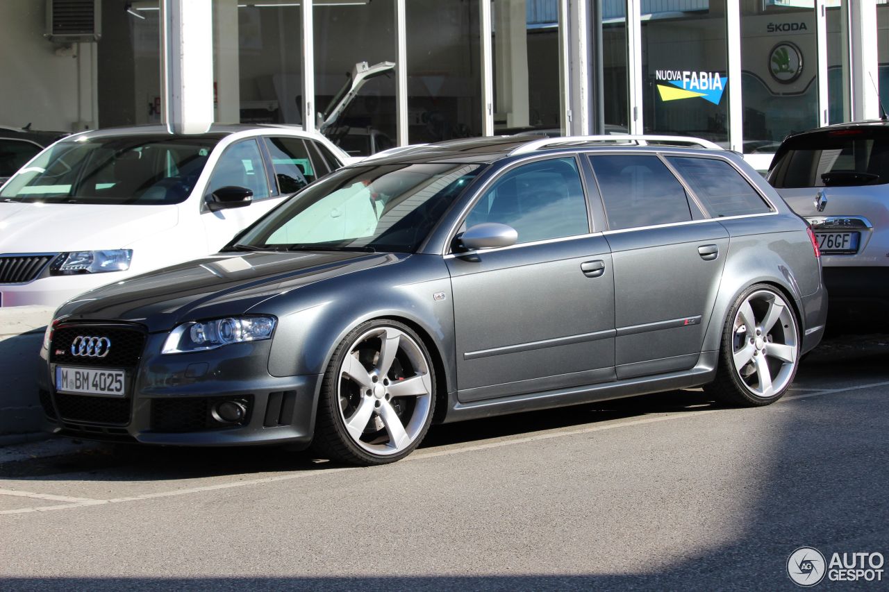 Audi RS4 Avant B7