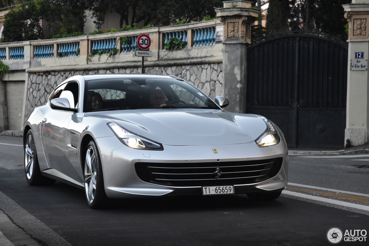 Ferrari GTC4Lusso