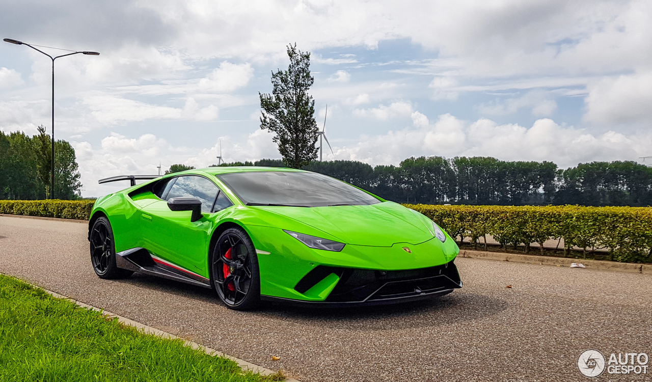 Lamborghini Huracán LP640-4 Performante