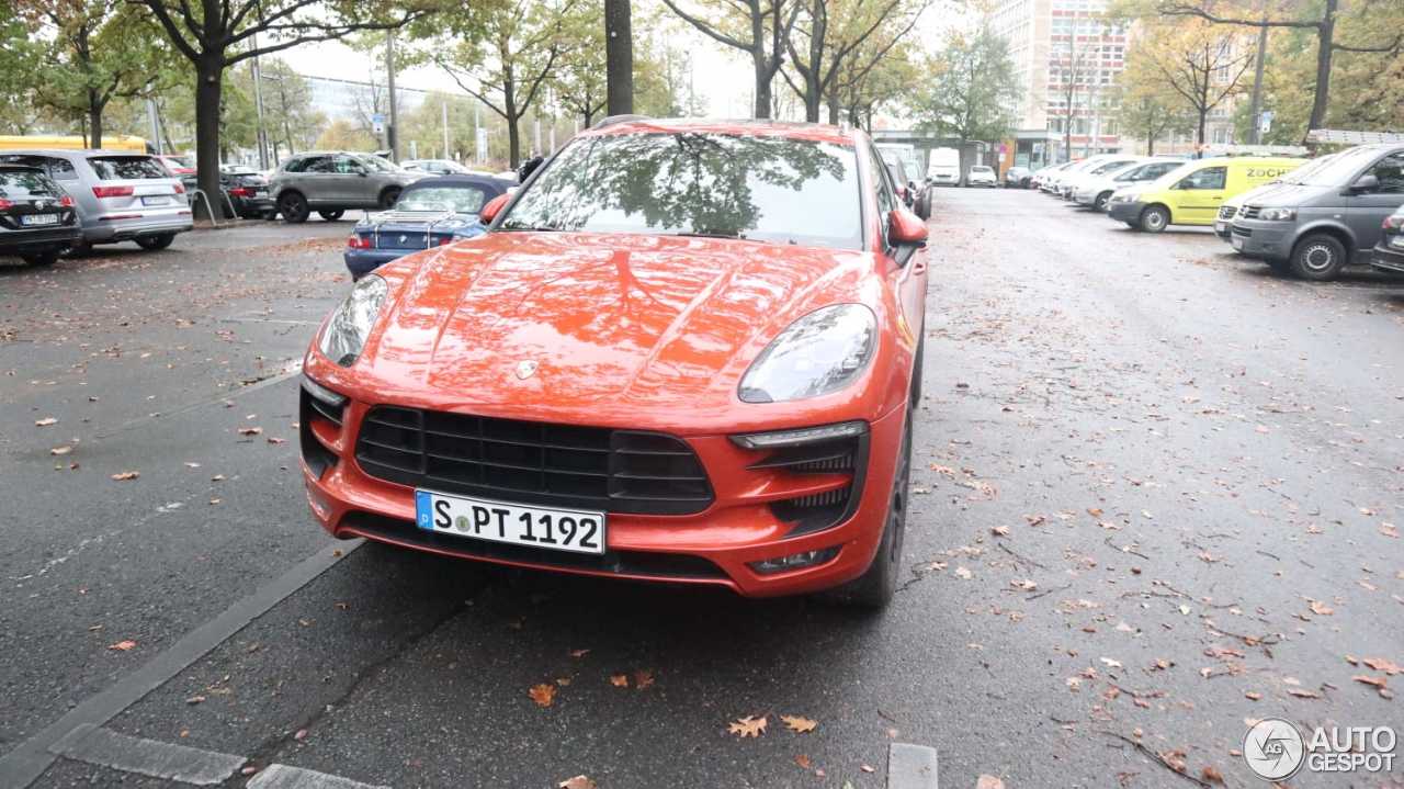 Porsche 95B Macan GTS