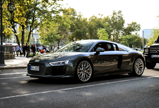 Audi R8 V10 Plus 2015