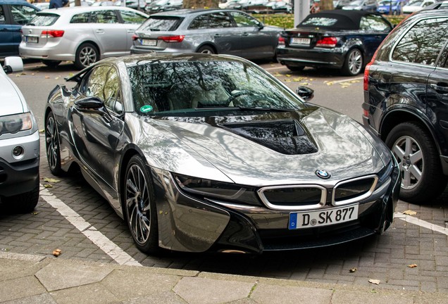 BMW i8