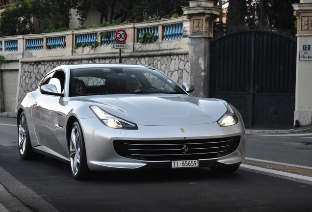 Ferrari GTC4Lusso