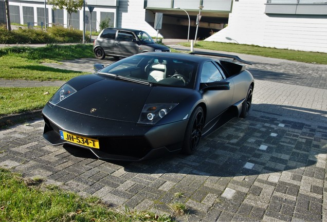 Lamborghini Murciélago LP640