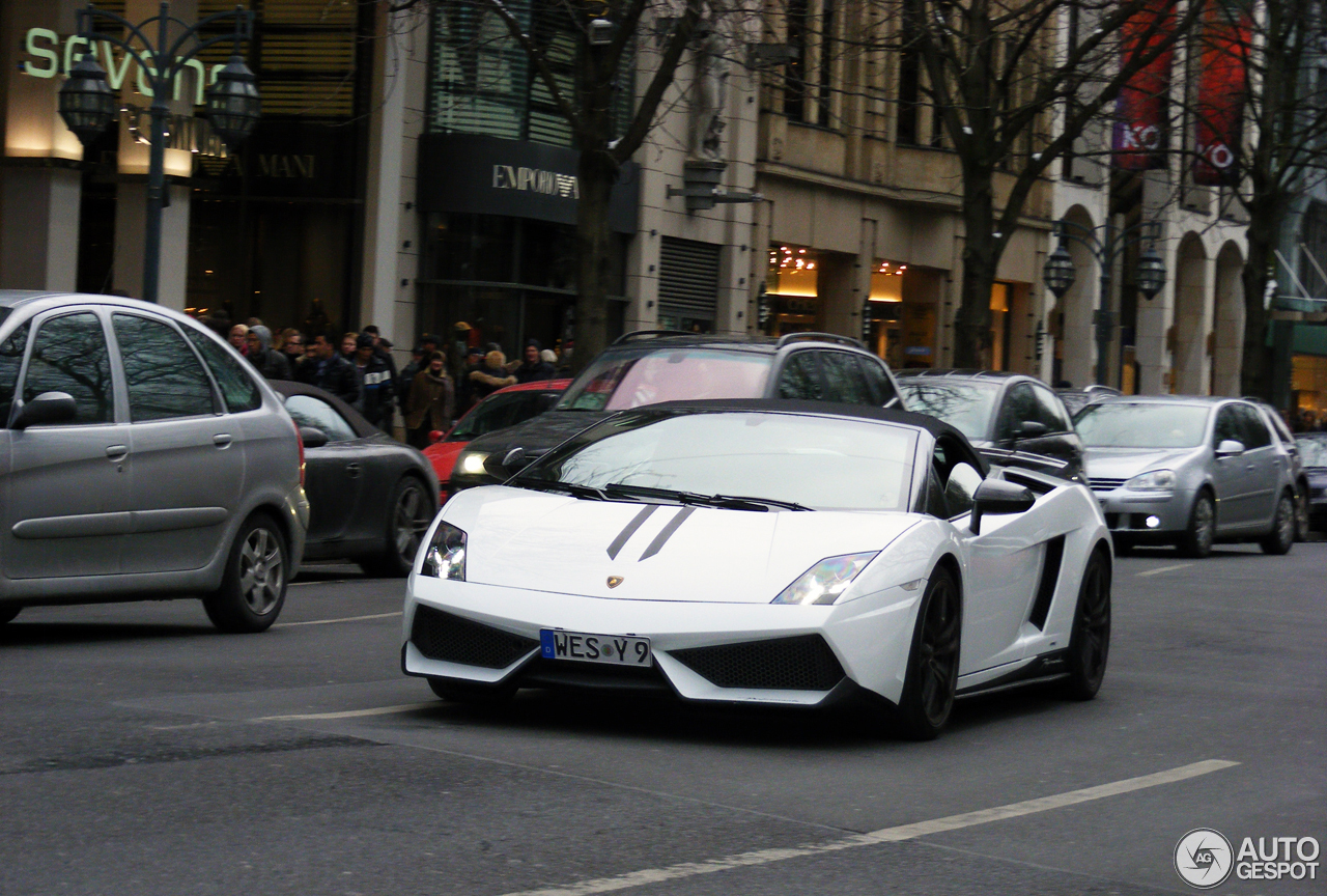 Lamborghini Gallardo LP570-4 Spyder Performante