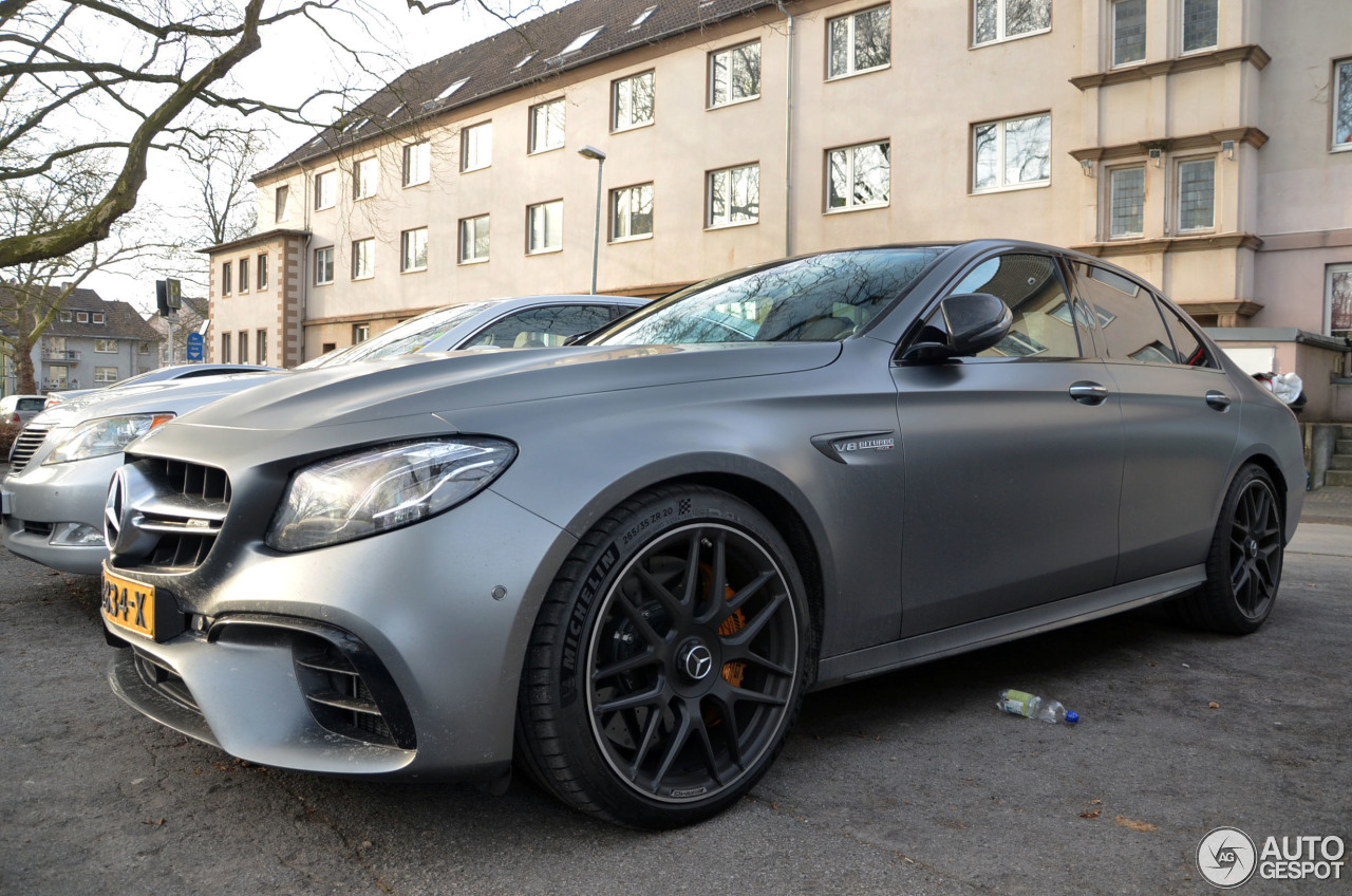 Mercedes-AMG E 63 S W213