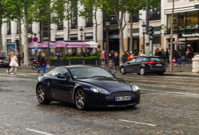 Aston Martin V8 Vantage