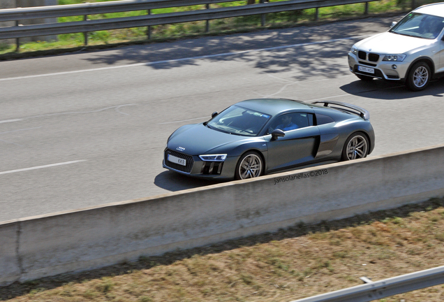 Audi R8 V10 Plus 2015